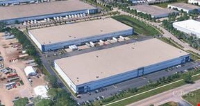 64,984 SF Available for Lease in Elgin