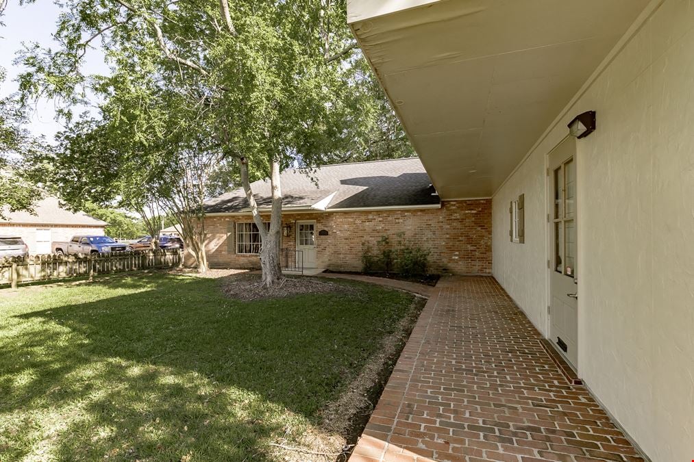 Goodwood Office Building For Sale