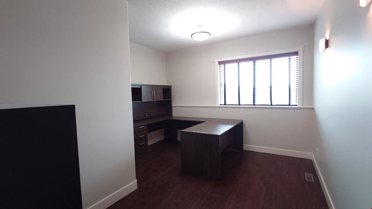 7700 76th Street Close (Building 400)