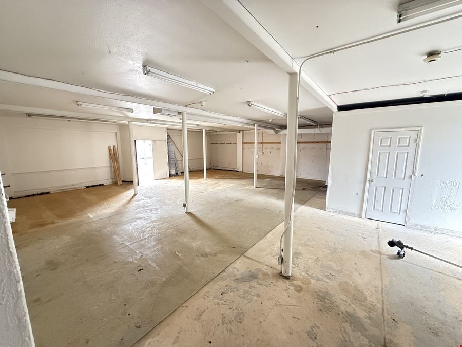 11598 W Colfax Ave