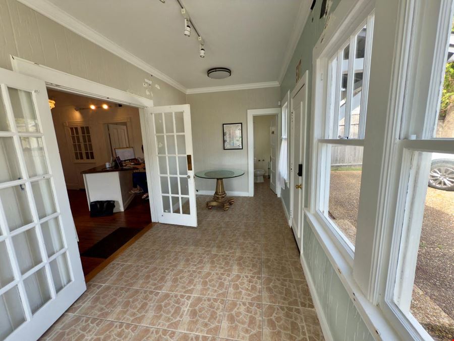 824 E La Rua Street, Pensacola, FL 32501