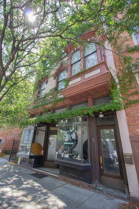 45 3rd St