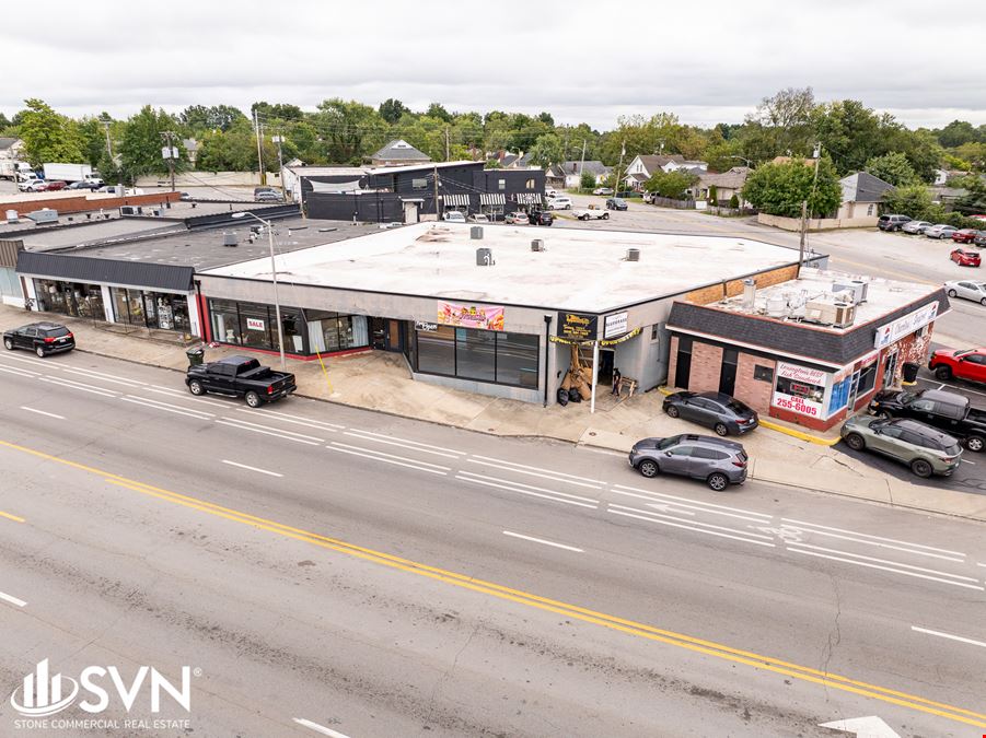 1,100 SF Retail Space For Lease