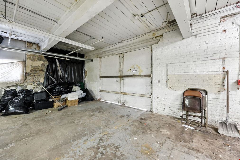 90 Sargeant St