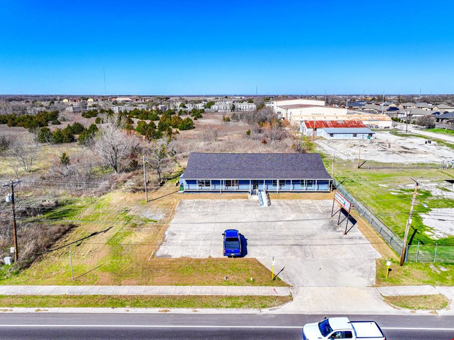 Flex Space for Lease in Greenville, TX