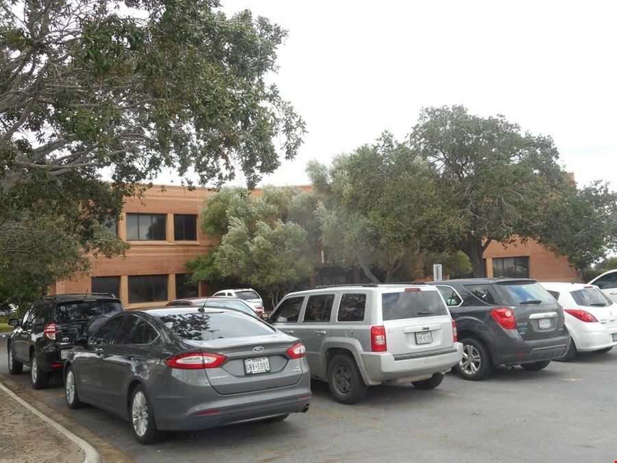 1713 Treasure Hills Blvd. Unit 2B
