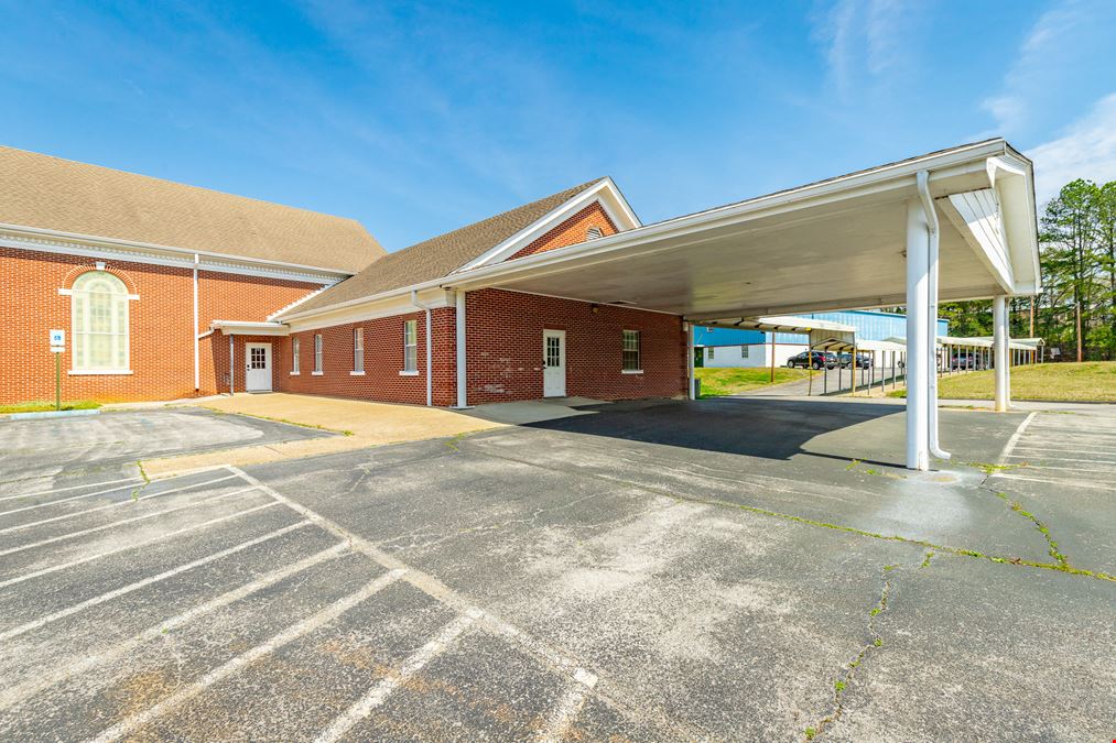 Church (Total 25,136 SF) with Athletic Facility on 6.27 Acres