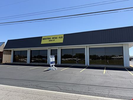 Preview of Retail space for Rent at 420 N Eastern Blvd