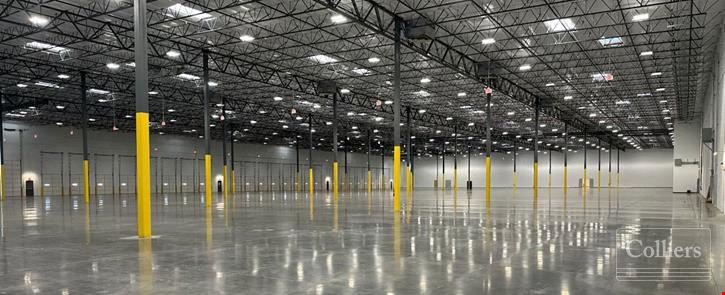Class A Distribution-Manufacturing Facility for Lease or Sale in Phoenix
