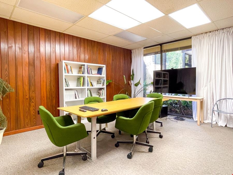 Serene Class A Office Suite for Lease in Mid-City