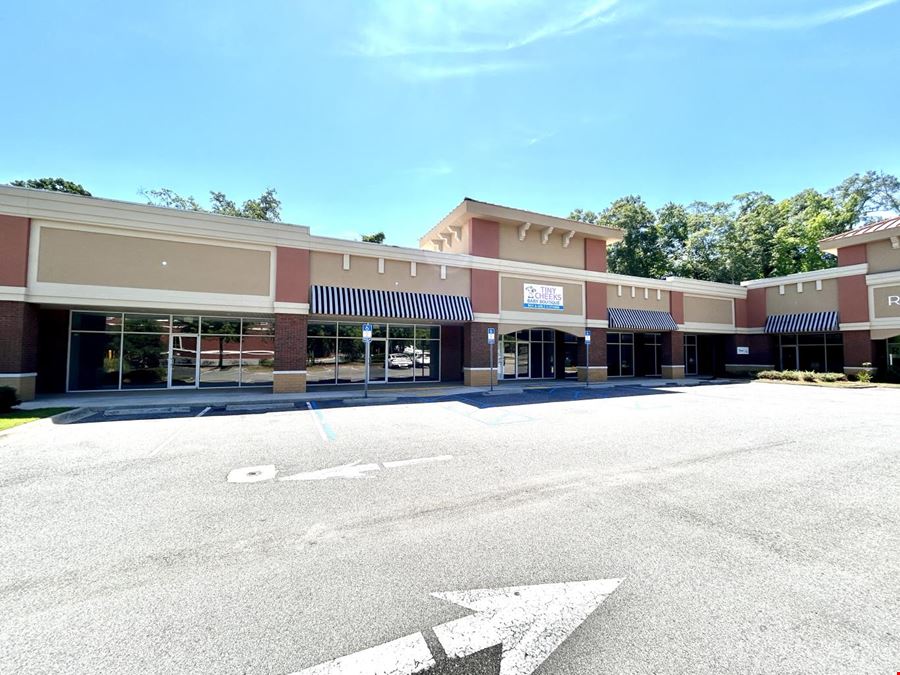 20,222 SF Medical, Office or Retail Center for Sale–2459 Mahan Dr, Tallahassee