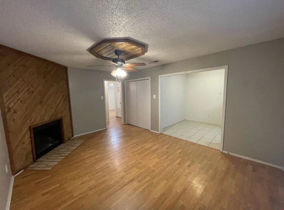 7401 Ave X