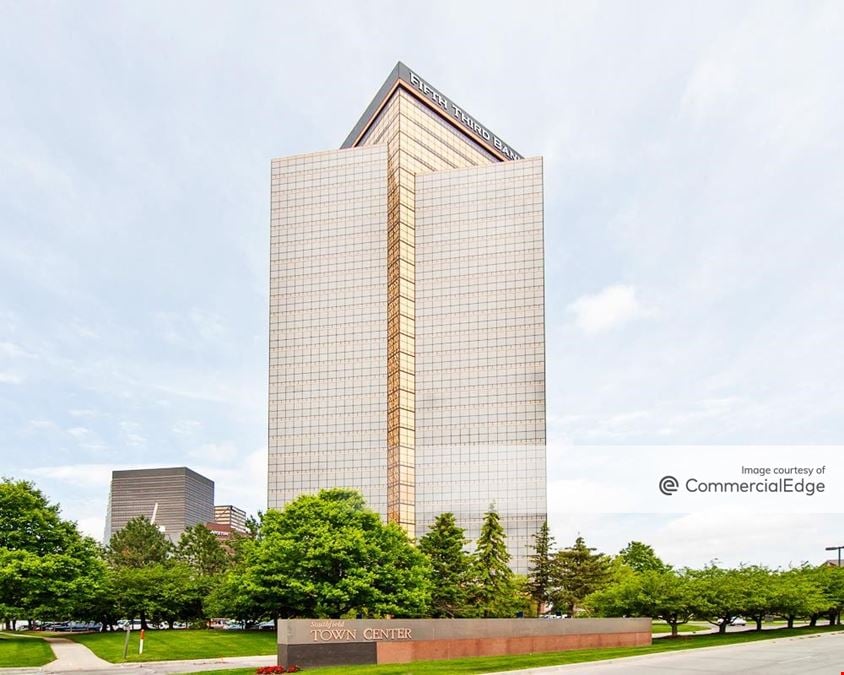 Southfield Town Center - 1000