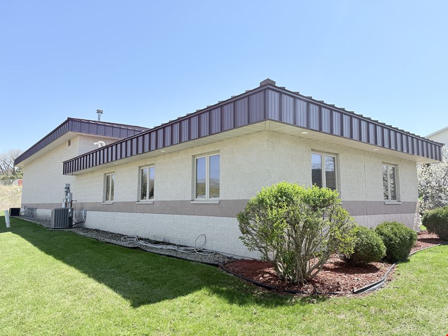 819 Walsh Rd