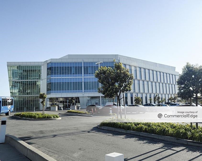 Alexandria Center for Science and Technology at Mission Bay - 400 East Jamie Court