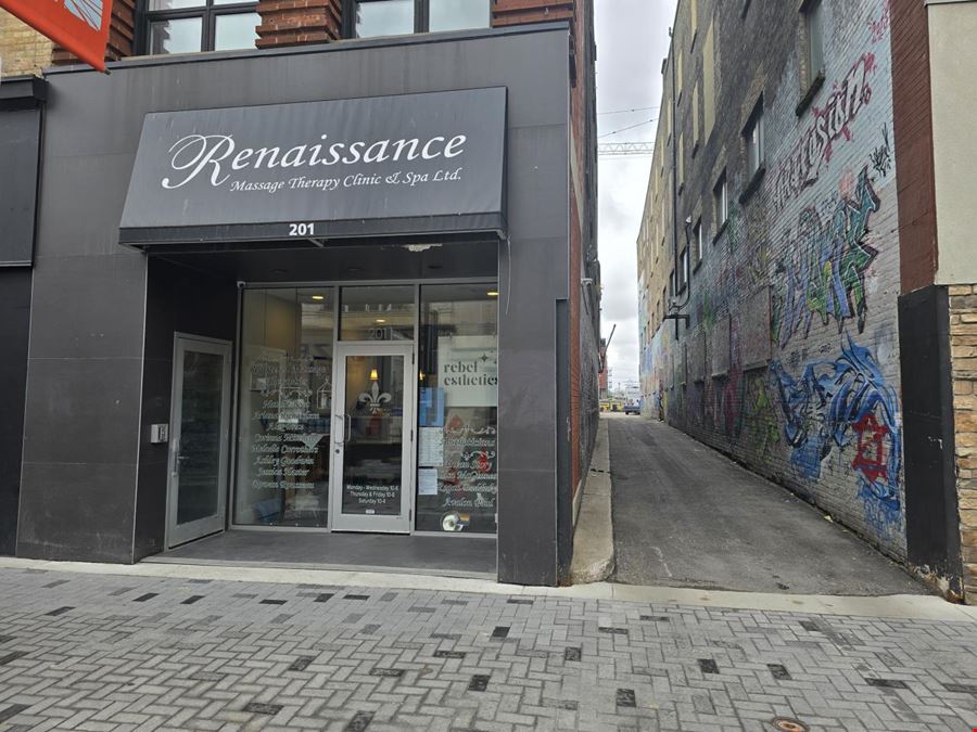 201 Dundas Street