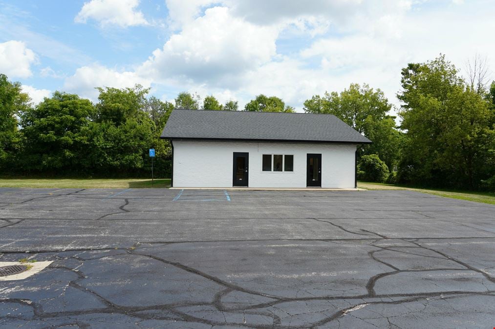 11831 Maple Rd Suite 8