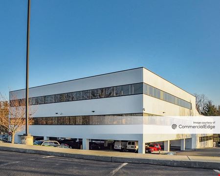 Mount Pleasant Plaza - West Orange