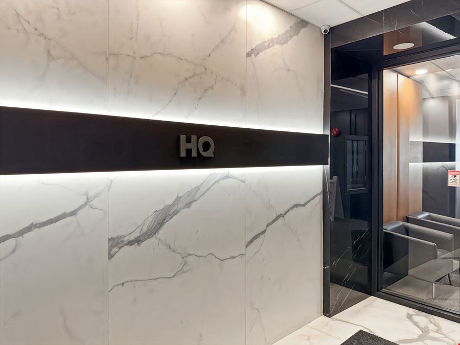 HQ - Montreal - Rue Saint-Jacques