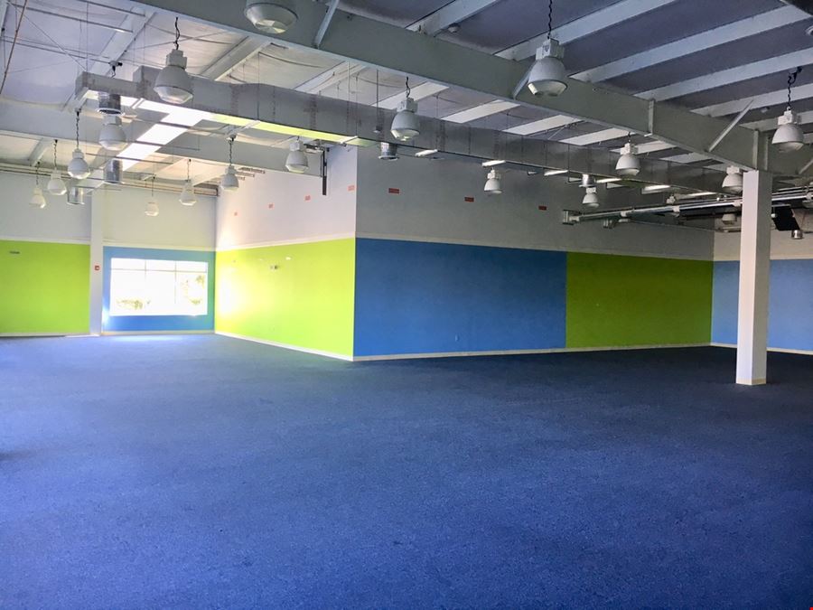 4500sf Office / Retail For Lease