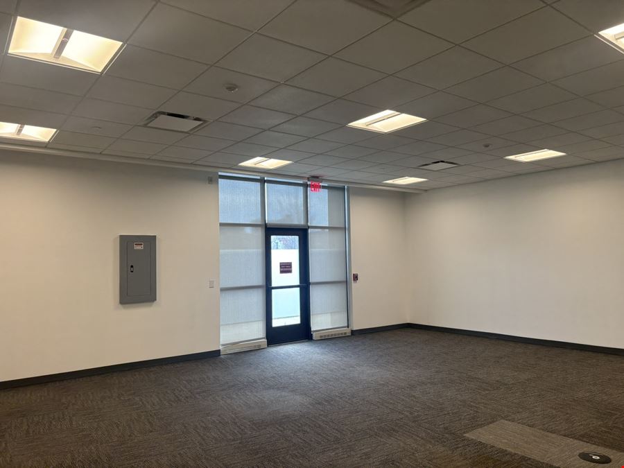 Prime Retail/Office Unit