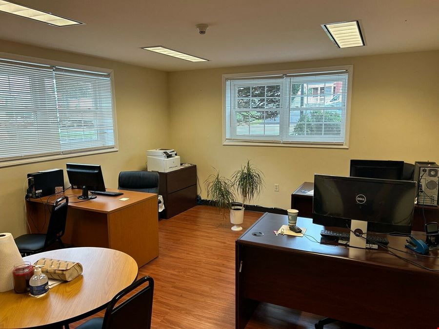 ±2,600 SF Professional Office Suites for Lease