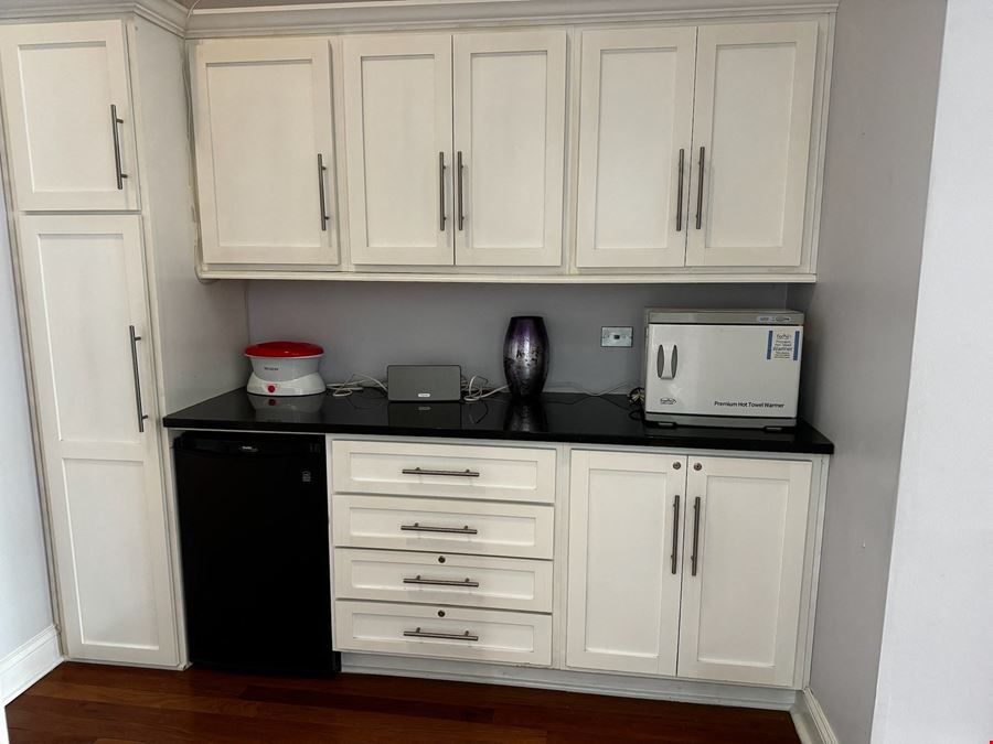 1347 N. Ashland Avenue
