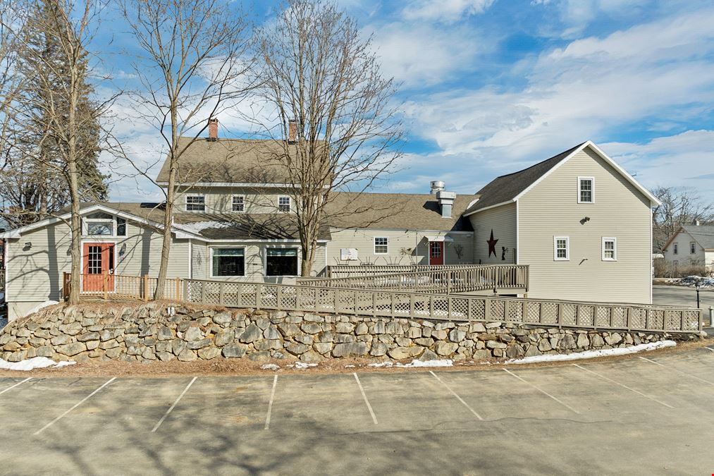 41 Park Street- TURNKEY RESTAURANT W/ REAL ESTATE