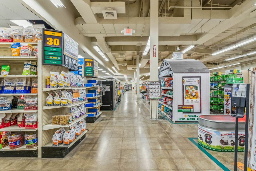 Family Farm & Home Strip Center