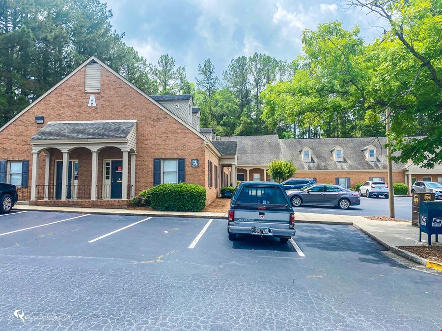 Macon Office Space | Northside Square | ±180-5,089 SF