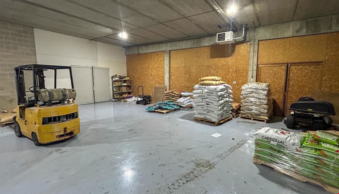 407 2nd Ave NW - Retail and Warehouse Space for Lease/Sale 
