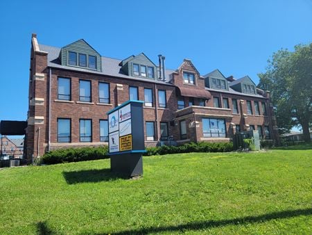 Preview of Office space for Rent at 100 N. Krohn Place