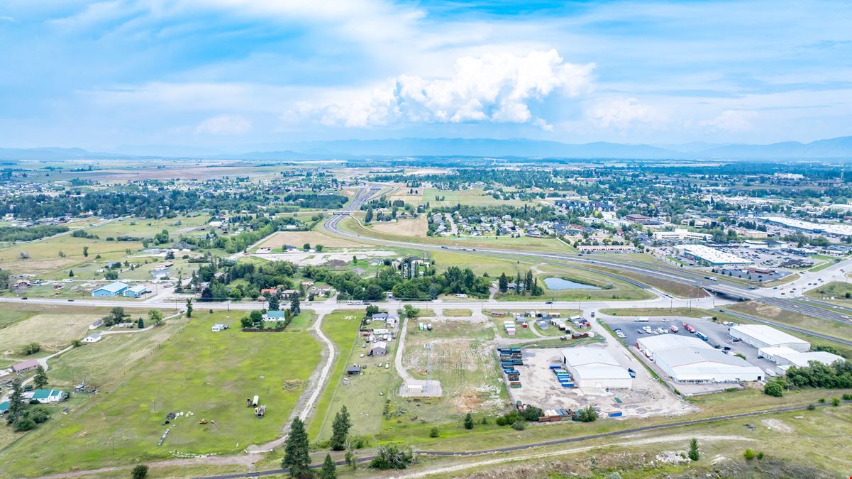1430/1436/1440 U.S. Highway 2 West