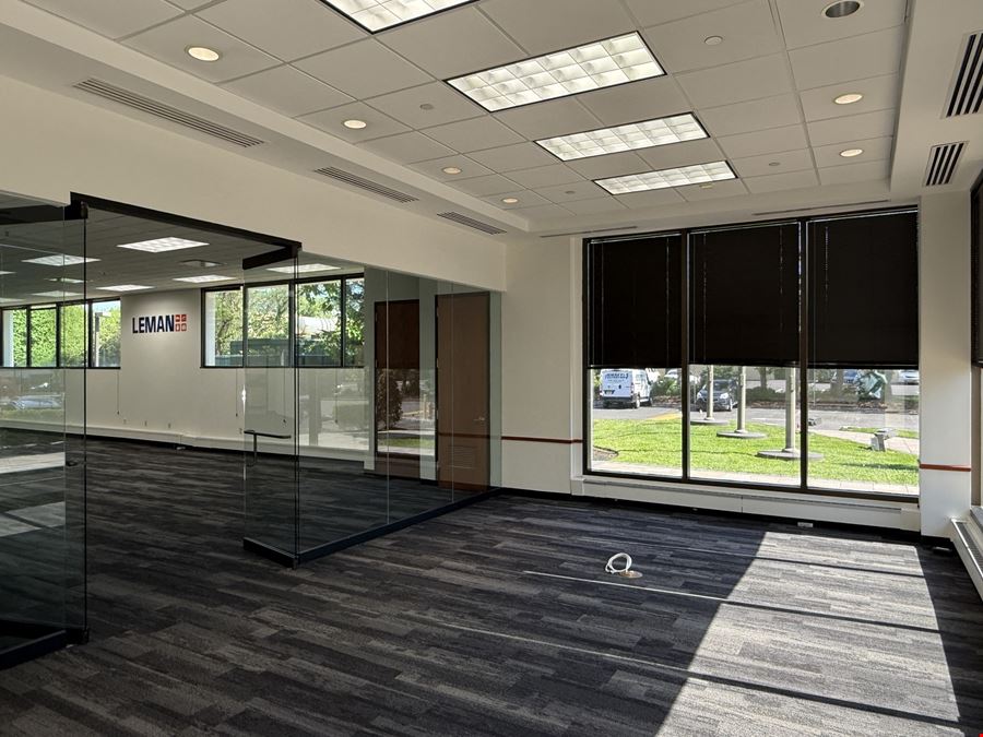 4 Commerce Drive