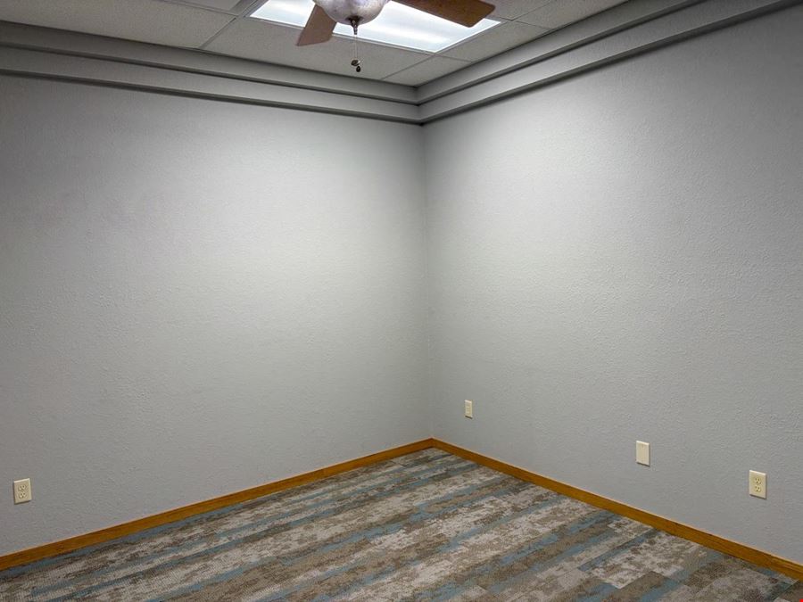 Professional Office Space For Lease in the Highlands