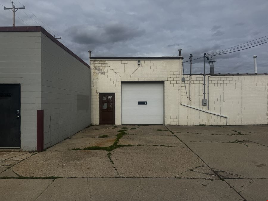 5408 W Electric Ave
