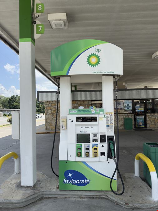 Corner Gas Station with 8 Pumps