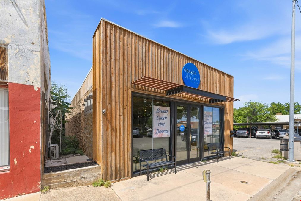 306 N Broadway