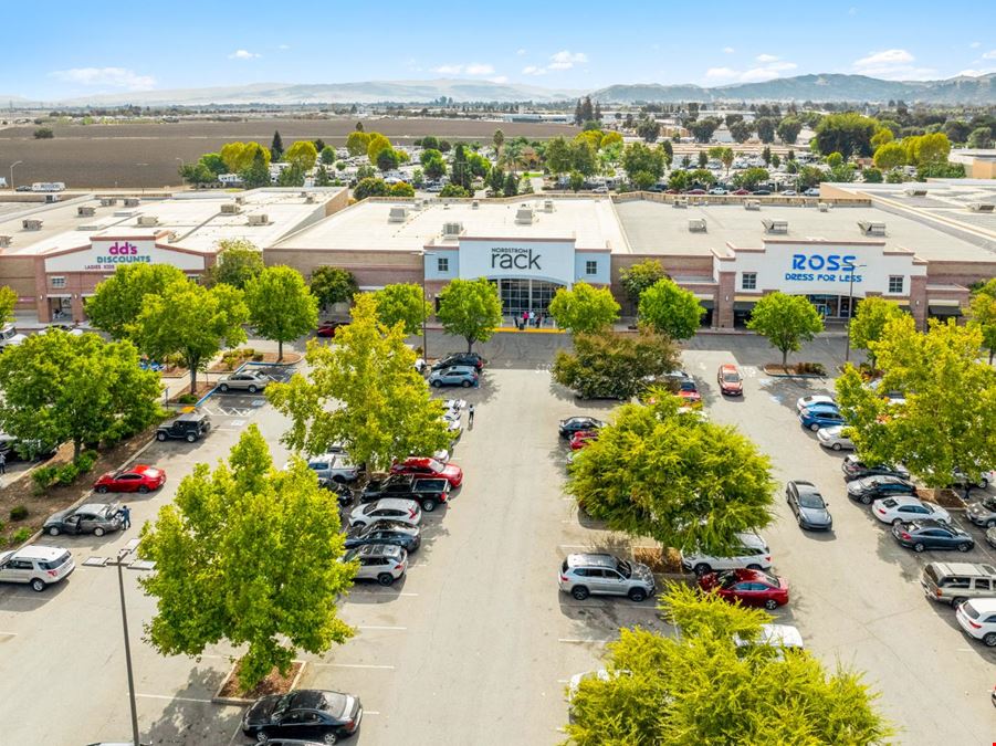 Nordstrom Rack & Ross Dress for Less at Gilroy Crossing