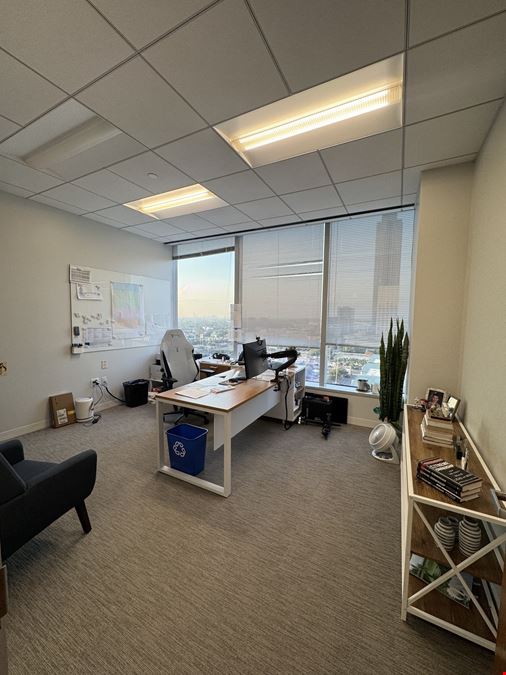 PNC Plaza - Suite 1525 Sublease