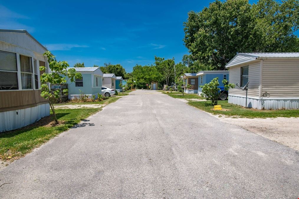 Coquina Oaks Mobile Home Park