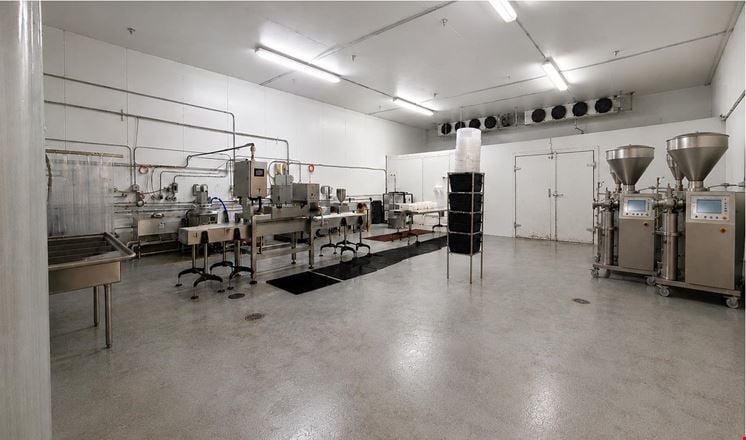 Preview of Industrial space for Rent at 2952 NW 72nd Ave
