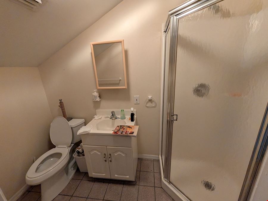 10095 Overseas Hwy, Marathon, FL 33050