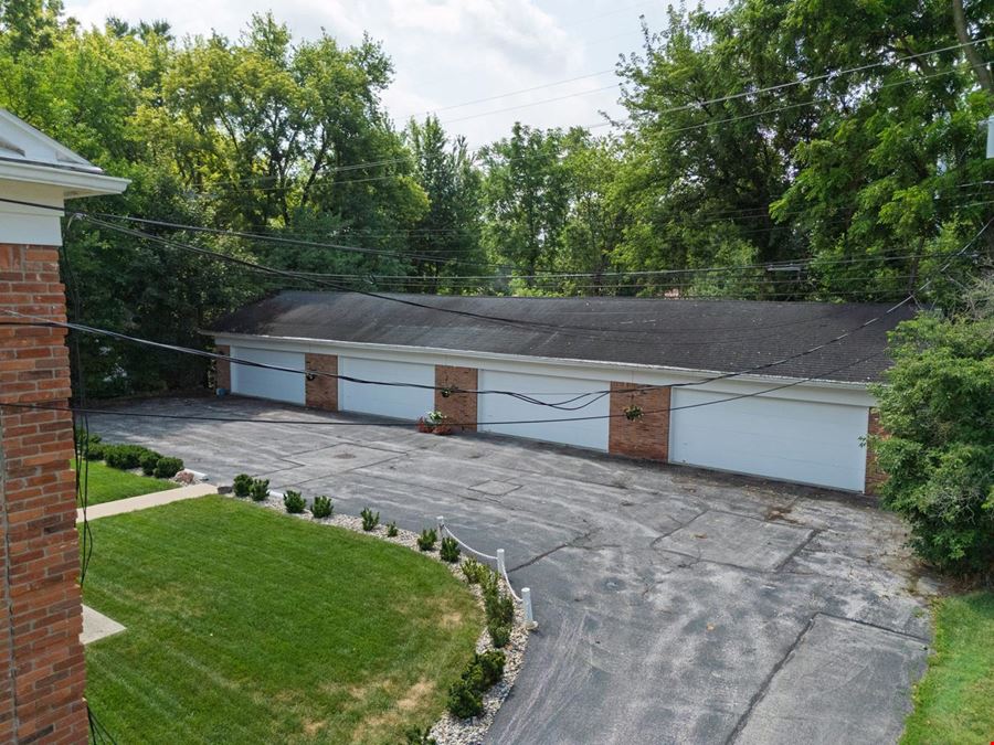 3965 Hillandale Road