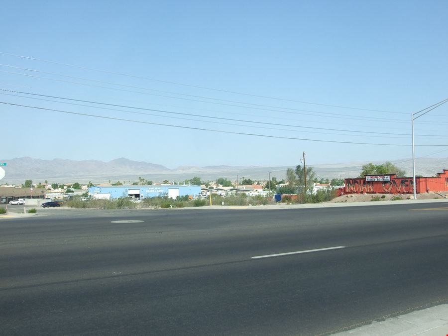 Highway 95 Corner Lot