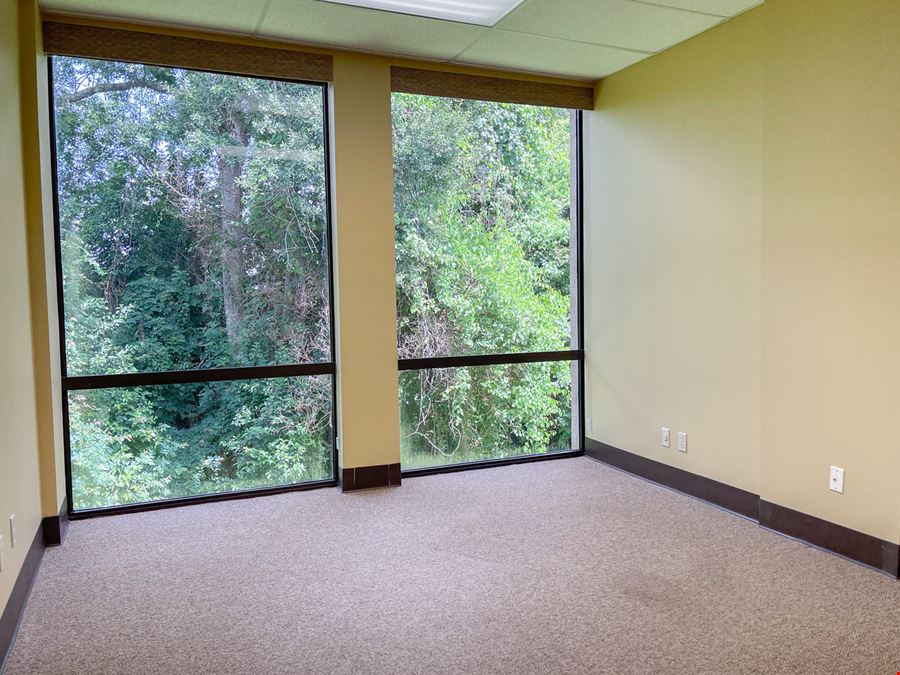 ±1,100 SF Office Suite Near Kaliste Saloom and W Pinhook