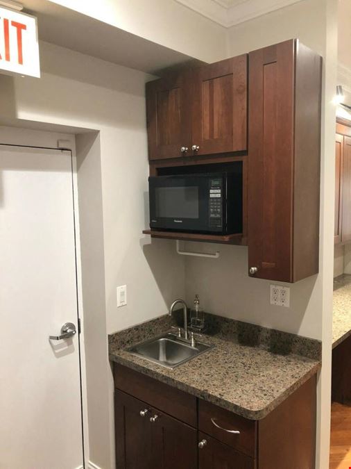 1725 N Burling Office Property For Sale