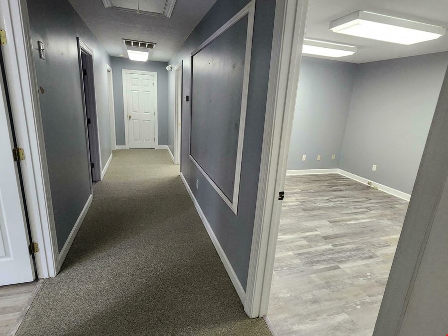 Suite 17B