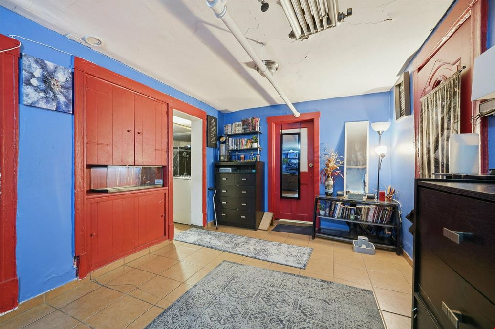 3136 W Logan Blvd