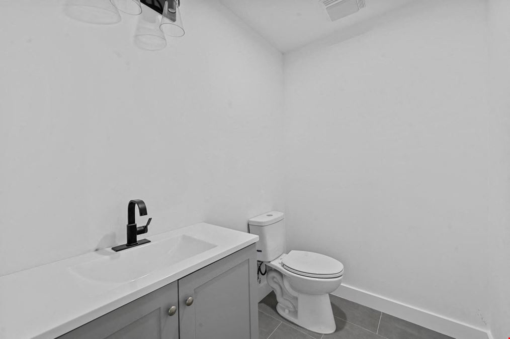 Retail/Office Space for Lease